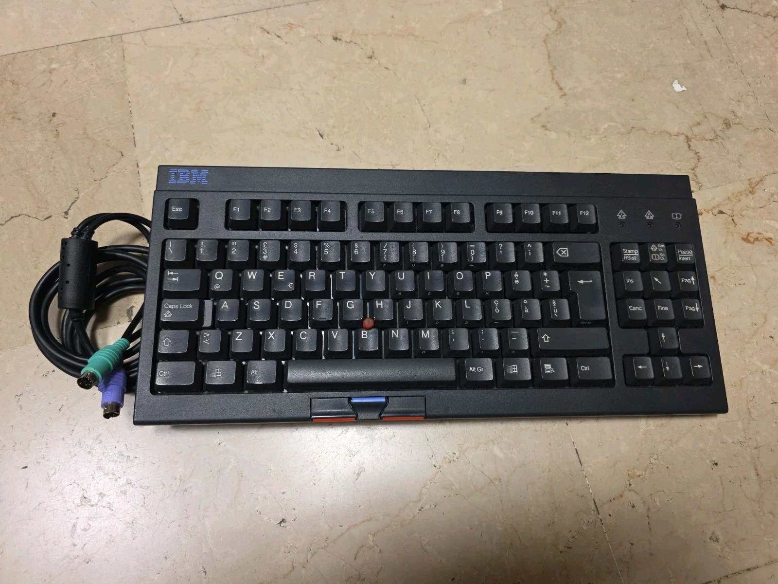 IBM SpaceSaver Keyboard II RT3200 PS2 Connector English Layout with TrackPoint