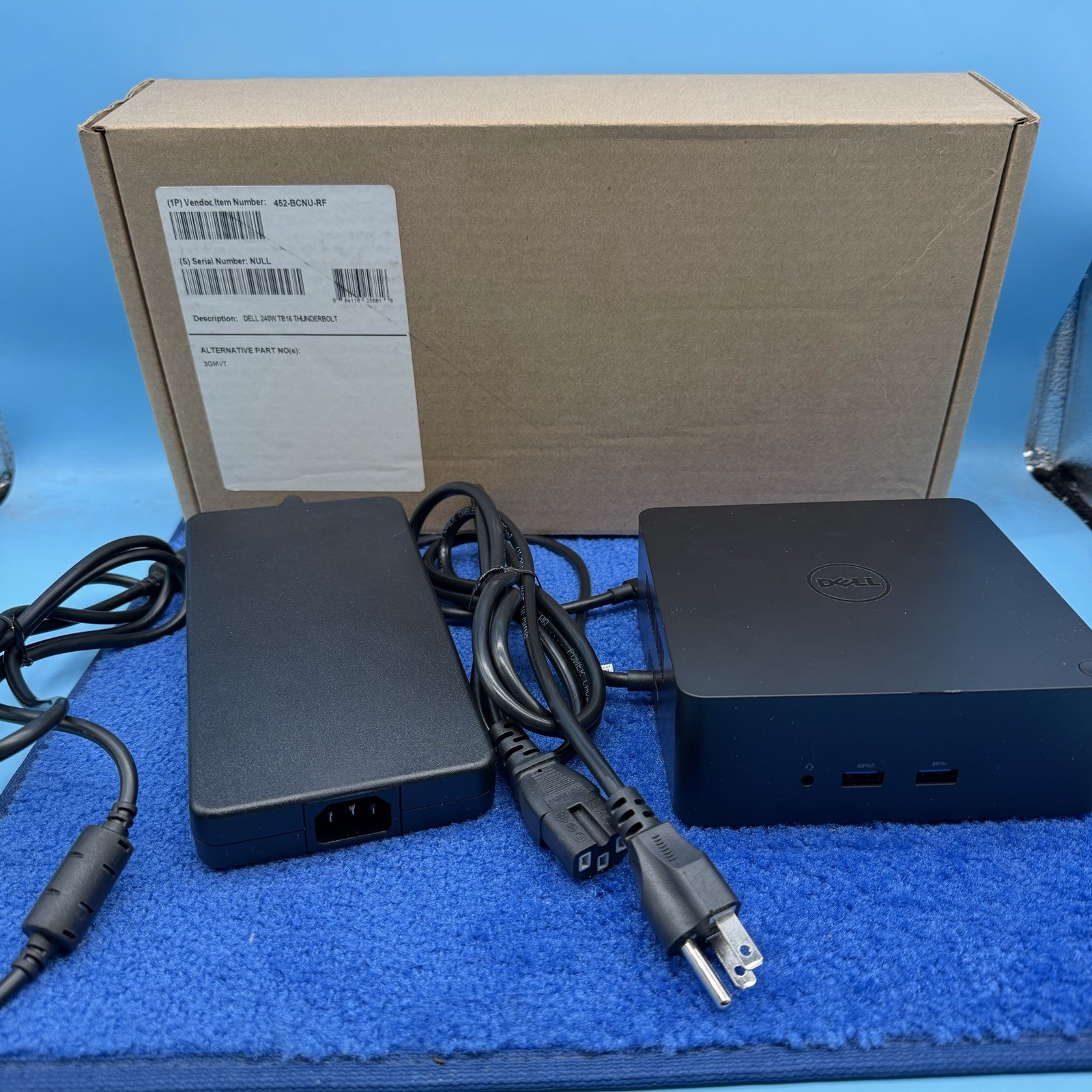 Dell Thunderbolt Dock TB16 With 240W Adapter