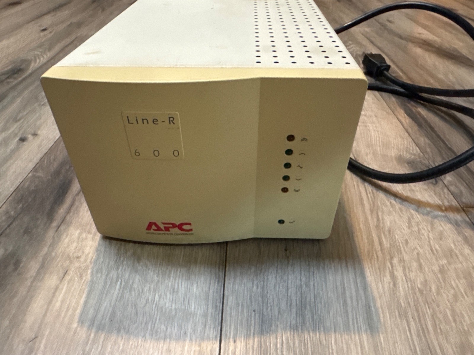 APC Line-R 600VA Automatic Voltage Regulator LR600 For Electronics Protection