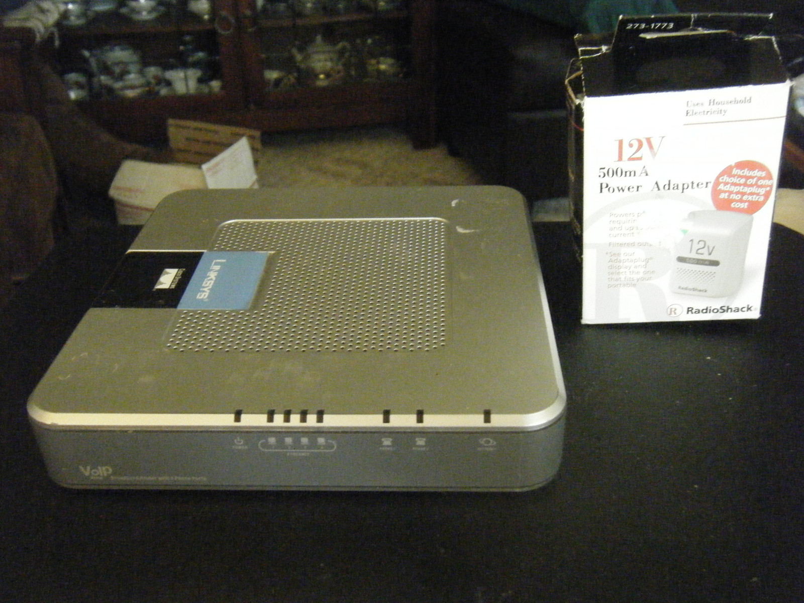 Linksys RTP300 VoIP Broadband Router with 2 Phone Ports