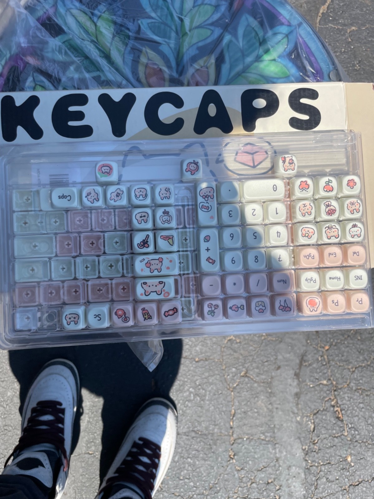 Brand New - Cute Pink & White QWERTY Keyboard KeyCaps Set