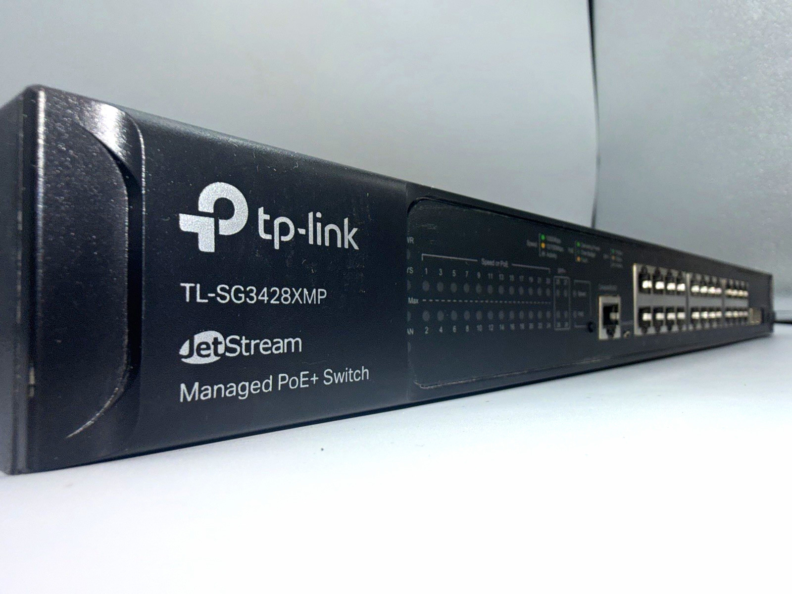 TP-LINK JetStream TL-SG3428XMP 24-Port Gigabit PoE+ 10G SFP+ Rack