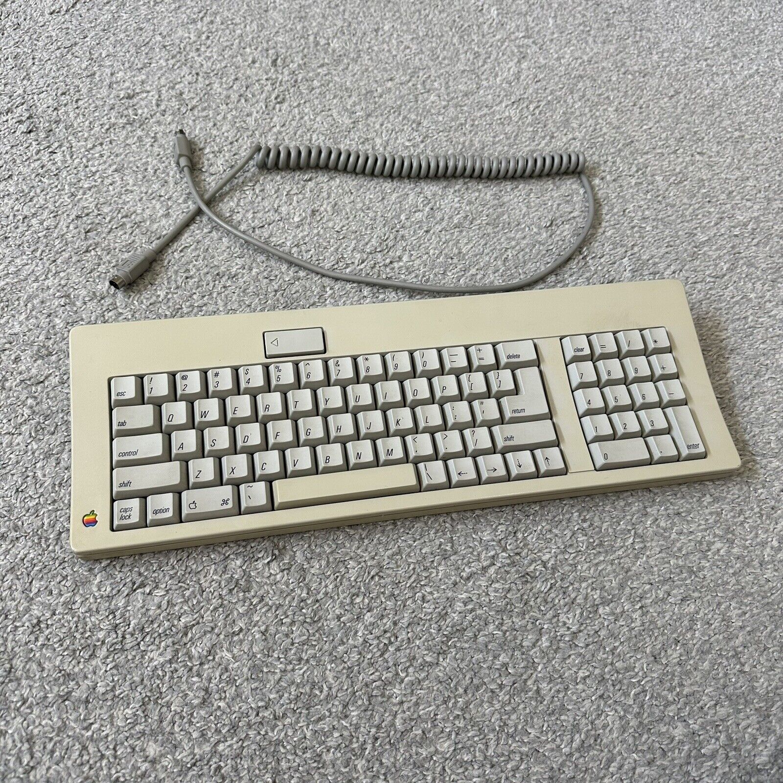 Vintage Apple Macintosh Keyboard ADB Desktop Bus M0116 ORANGE ALPS w/ Cable