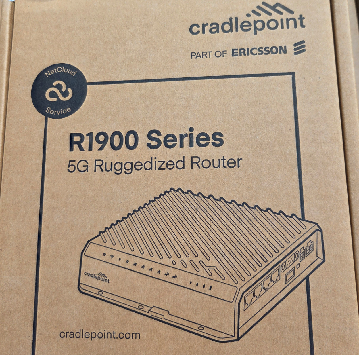 Cradlepoint R1900 5G Ruggedized Vehicle Router + NetCloud Mobile