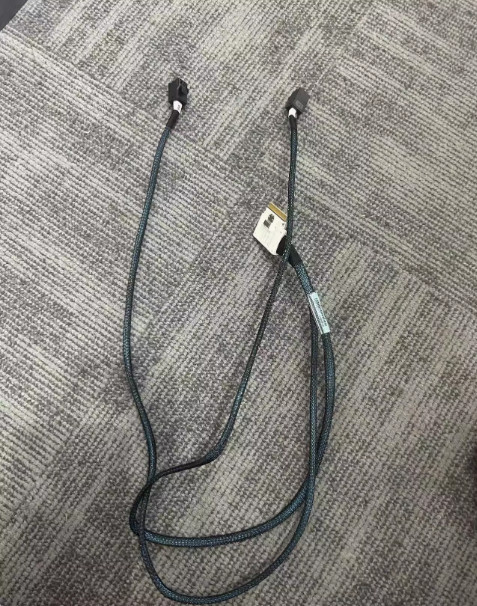 Supermicro CBL-SAST-0826 U.2 NVME data cable 8654-8I turn 2 8643 70CM