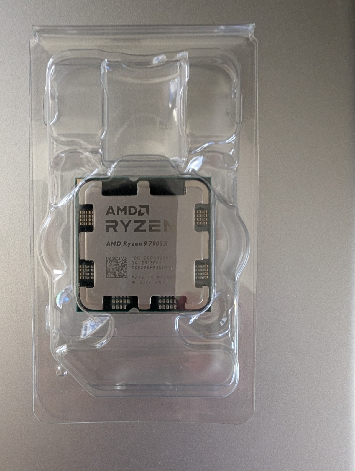 AMD - Ryzen 9 7900X 12-Core - 24-Thread 4.7 GHz (5.6 GHz Max Boost) Socket AM...