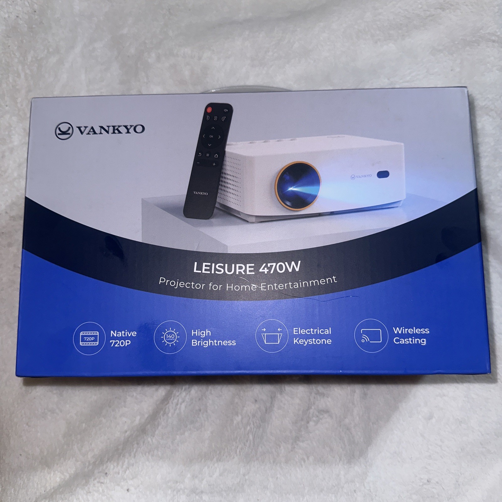 Vankyo Leisure 470W 720P Portable Projector with Wireless Connectivity NEW