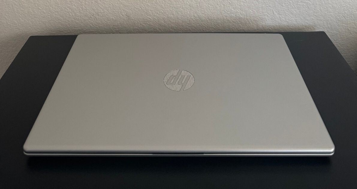 HP - 15.6" Full HD Touch-Screen Laptop - PRE-OWNED