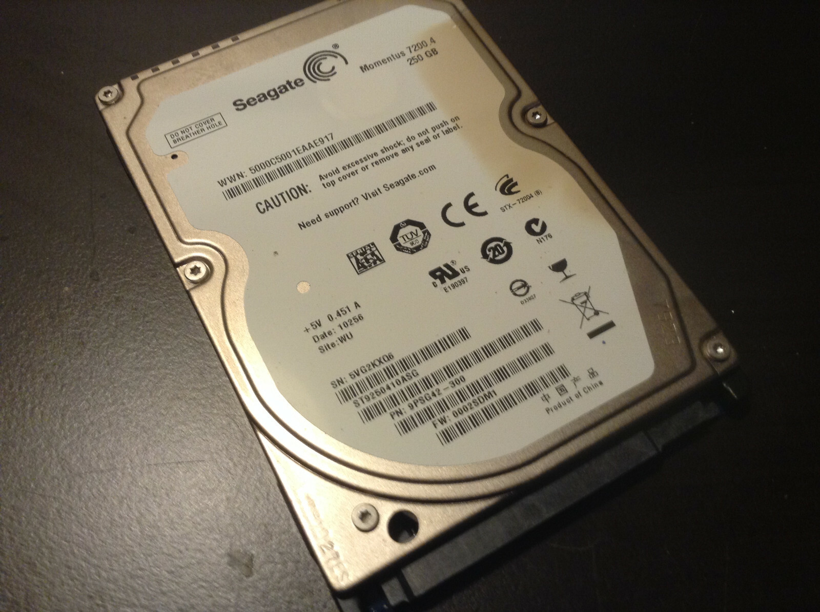 Seagate Momentus 7200.4 250GB Internal 7200RPM 2.5" (ST9250410ASG) HDD