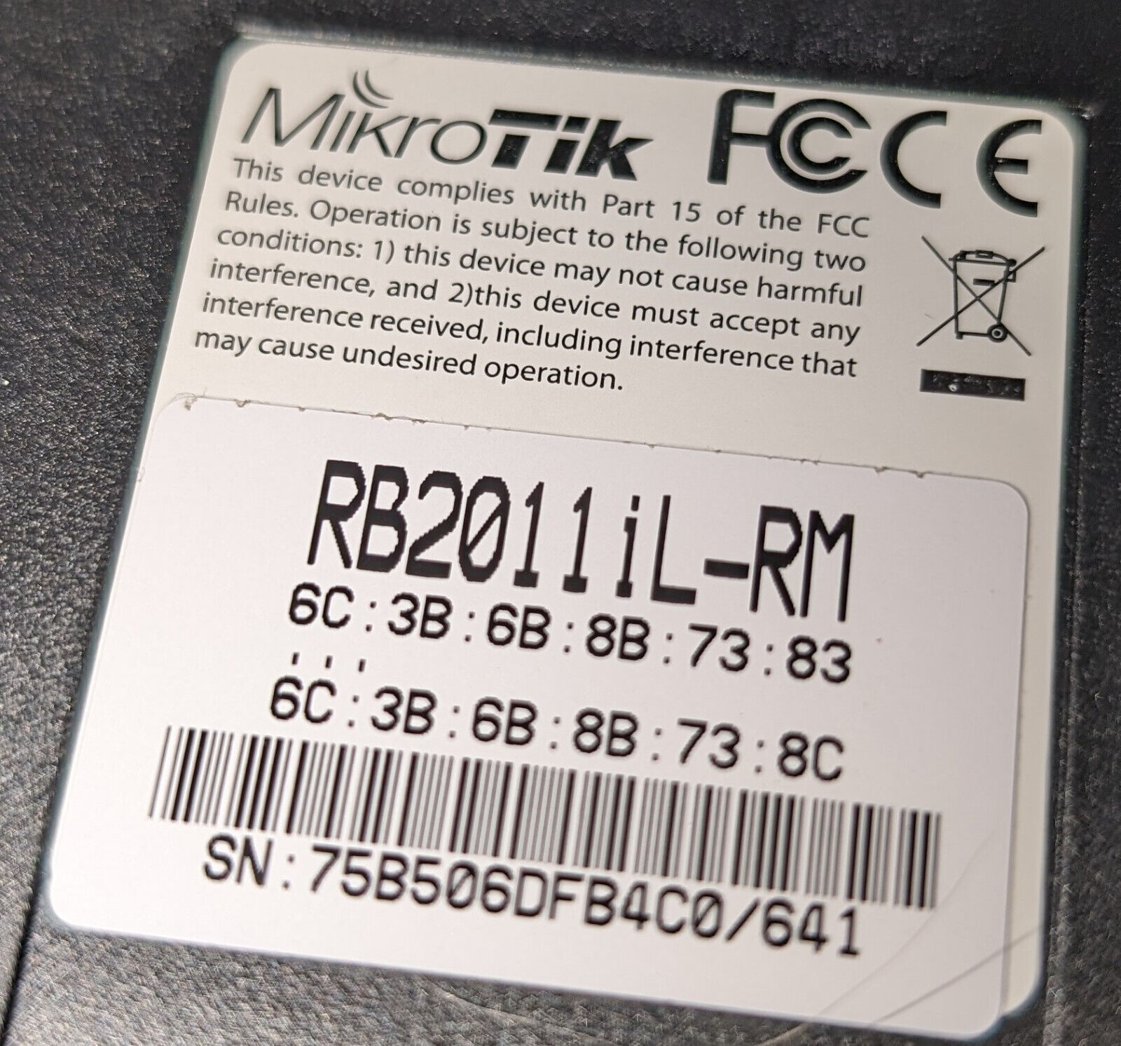 Mikrotik RouterBoard RB2011iL 5 port Gigabit, 5 port 10/100, and 1 gigabit SFP