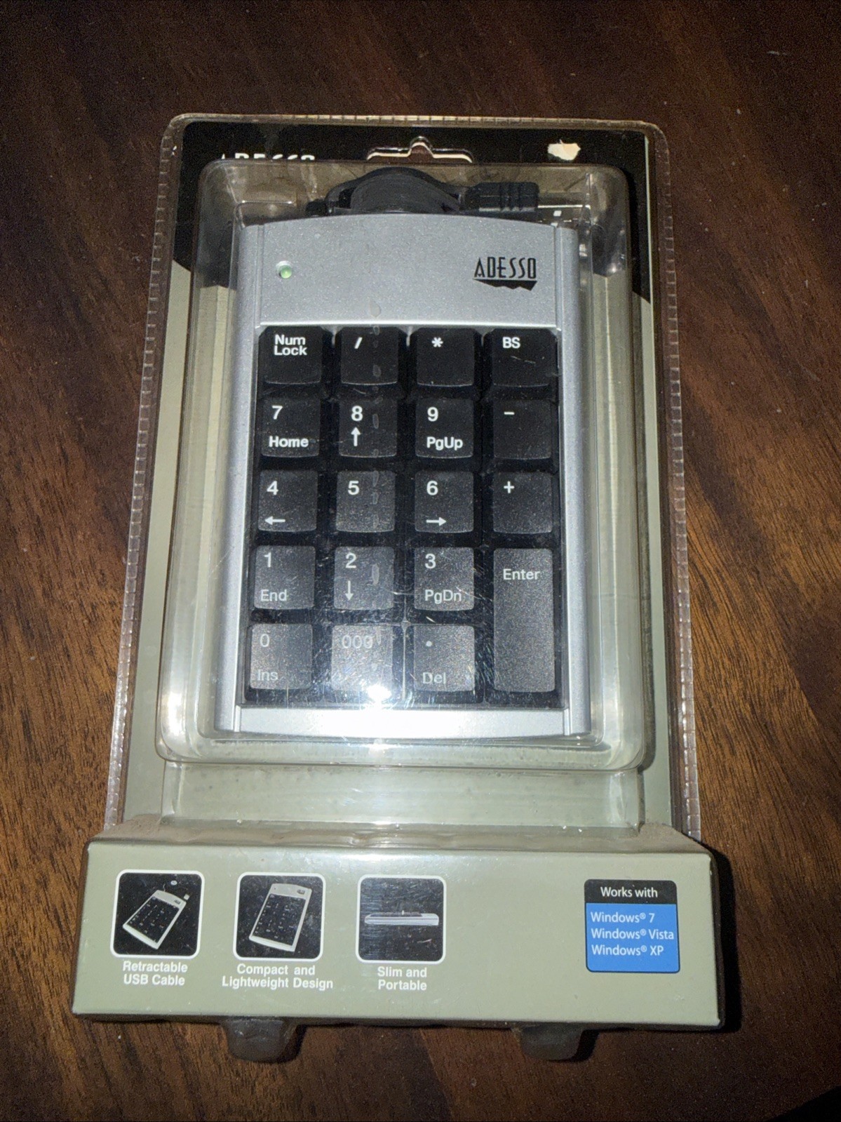 Adesso AKP-150 Wired Retractable USB Numeric Keypad for Windows 7+ NEW IN BOX