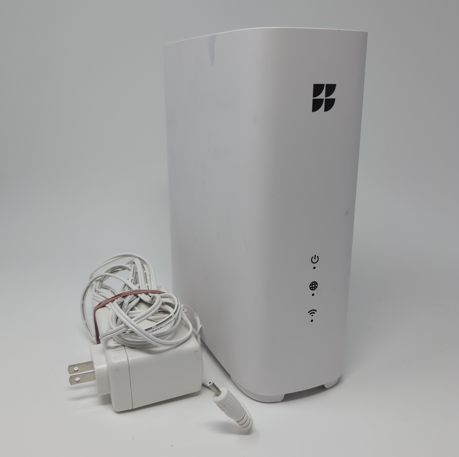 GOOGLE FIBER GFiber GR6EXXOC Wi-Fi 6E Router A/C Universal adapter