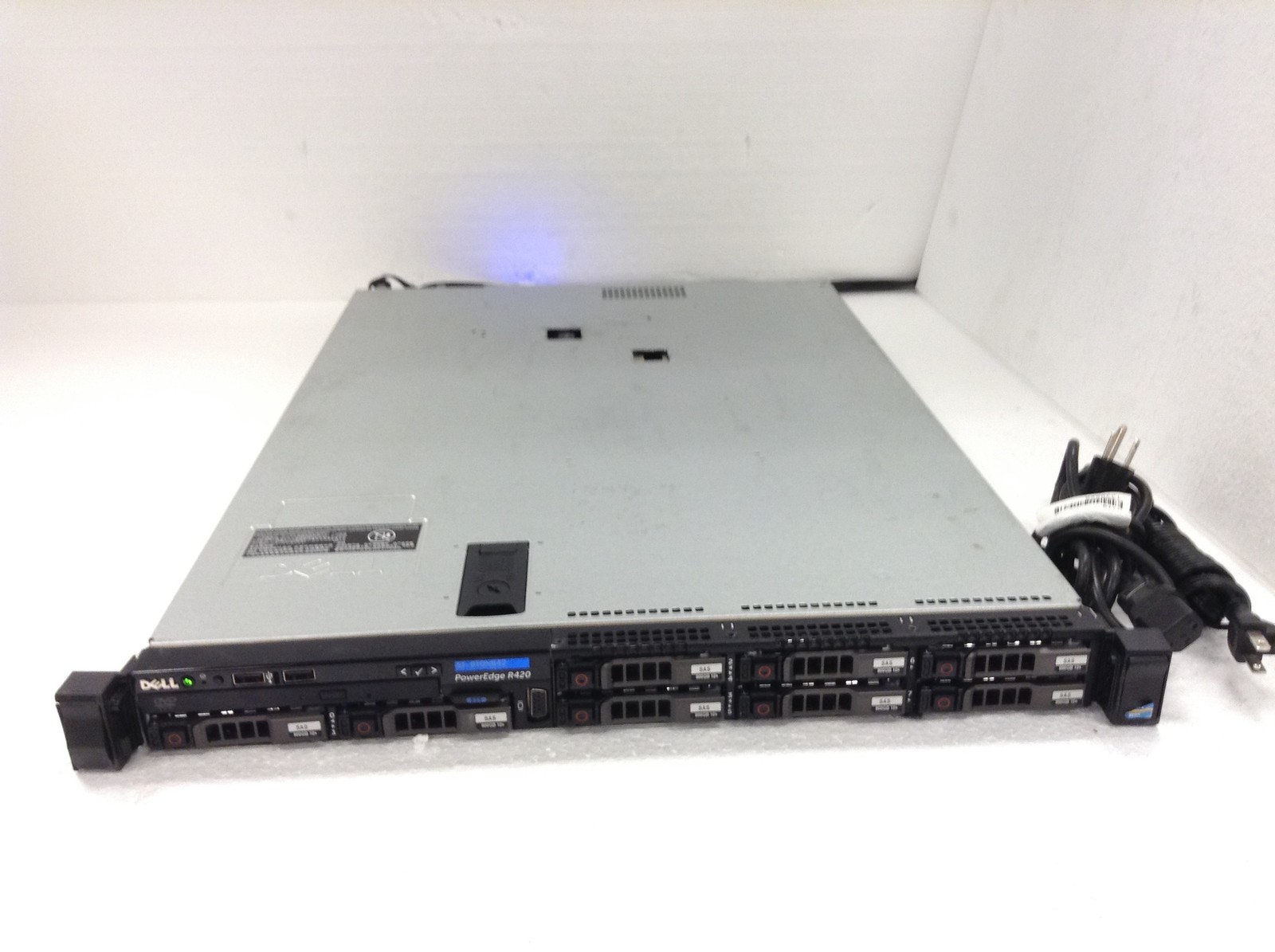 Dell PowerEdge R420 Server 2x Xeon E5-2440 v2 1.90GHz, 16GB , 8 Caddies NO HHD