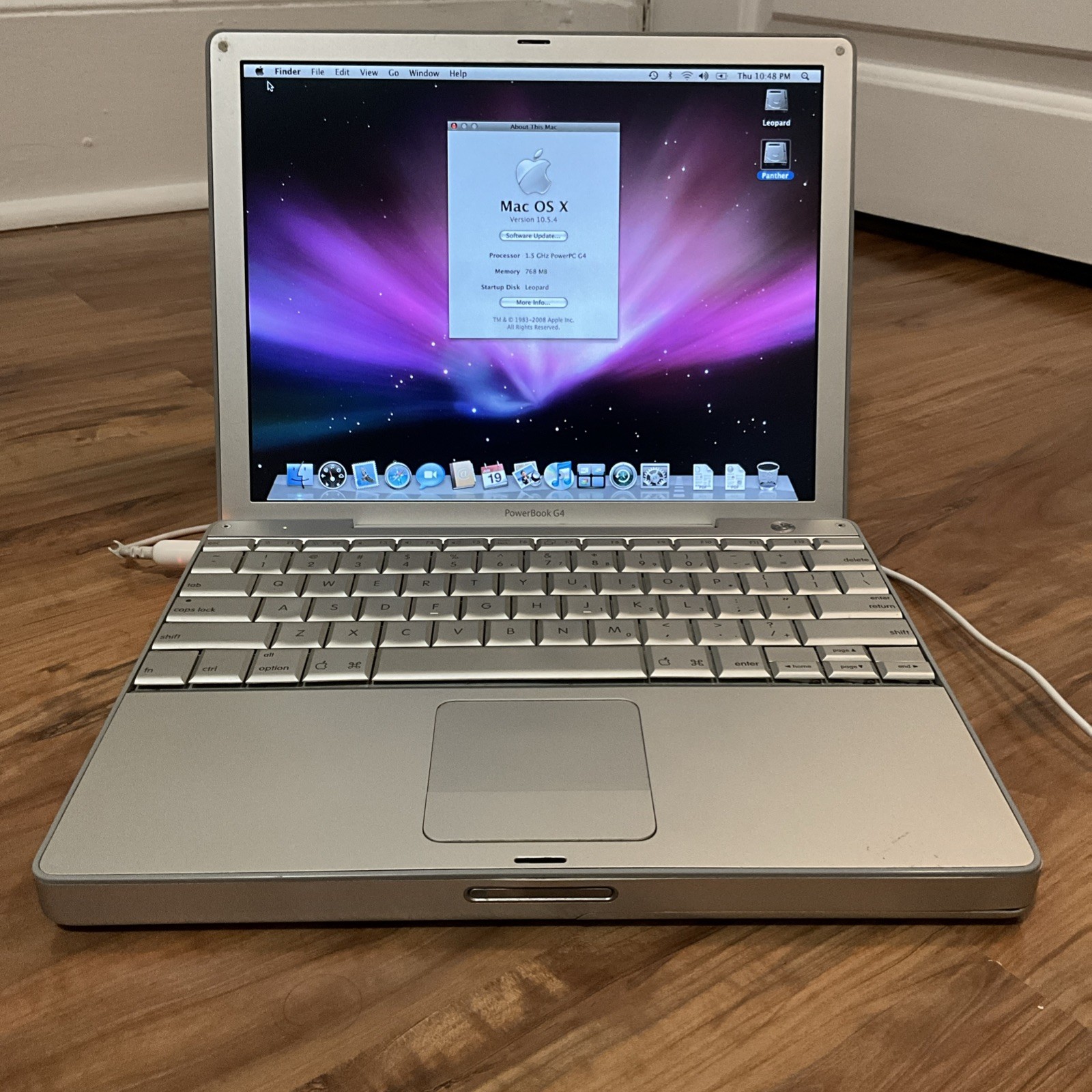 Apple 12" PowerBook G4 A1104 1.5GHz 80GB 768 MB SUPERDRIVE 10.5 & 10.3 Dual Boot