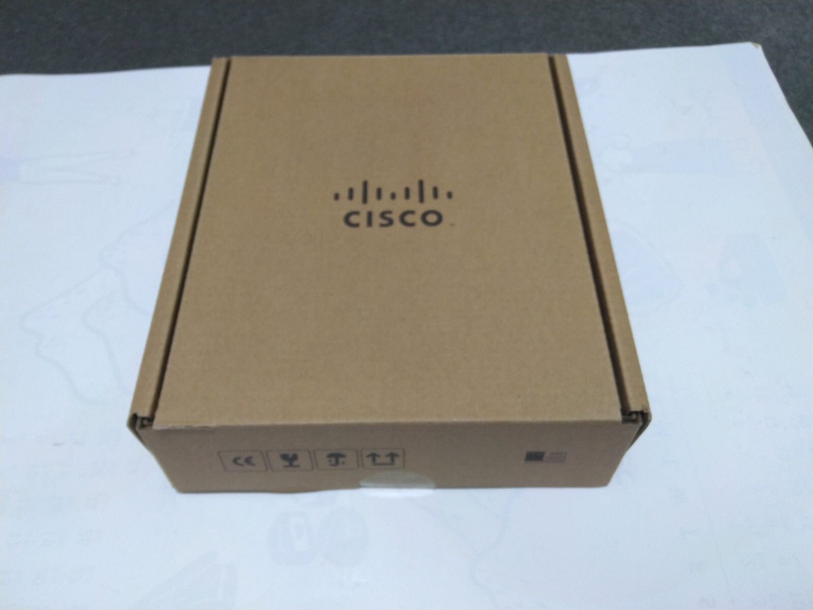 NEW IN BOX Cisco Headset 521 CP-HS-W-521-USB with USB-C connector