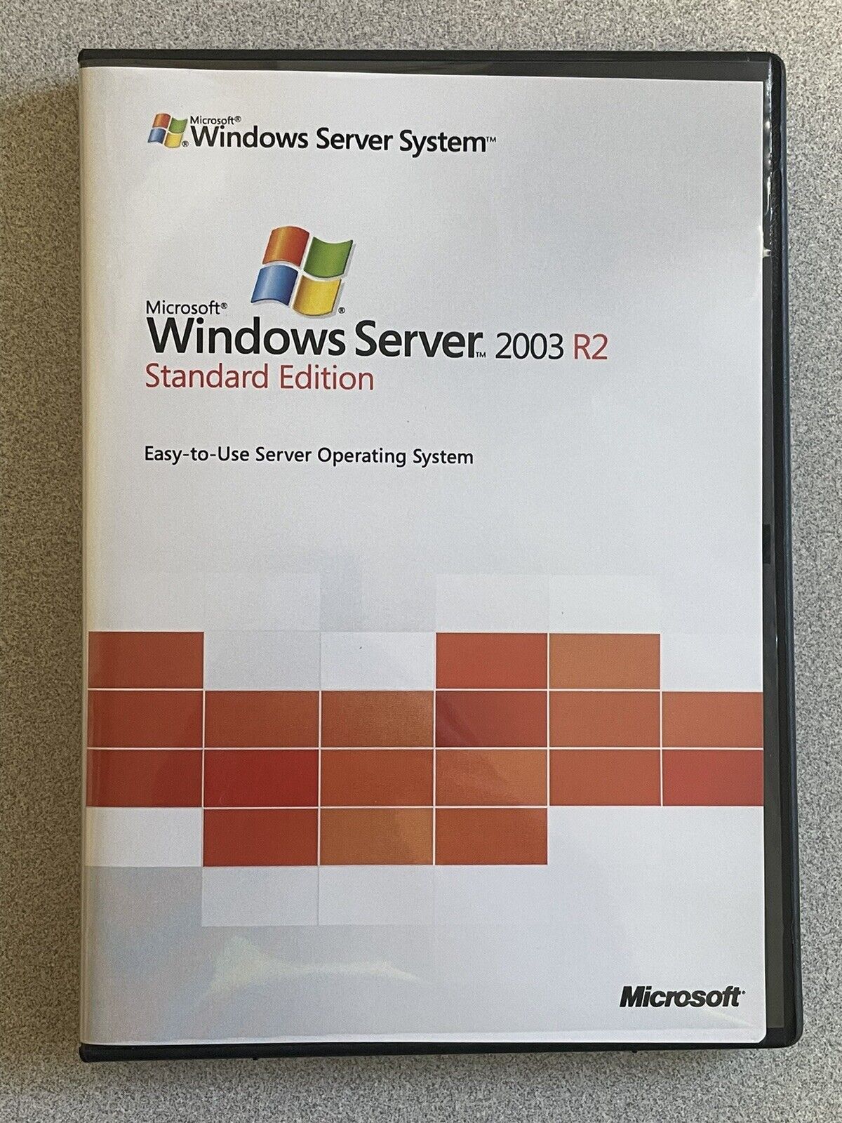 Microsoft Windows Server 2003 Standard R2 & Product Key