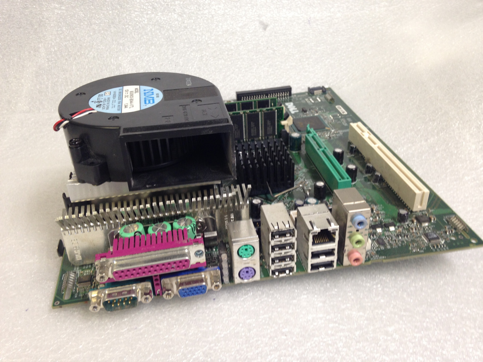 Dell CN-0U1324-13740-41F-0122 W/ CPU & Memory