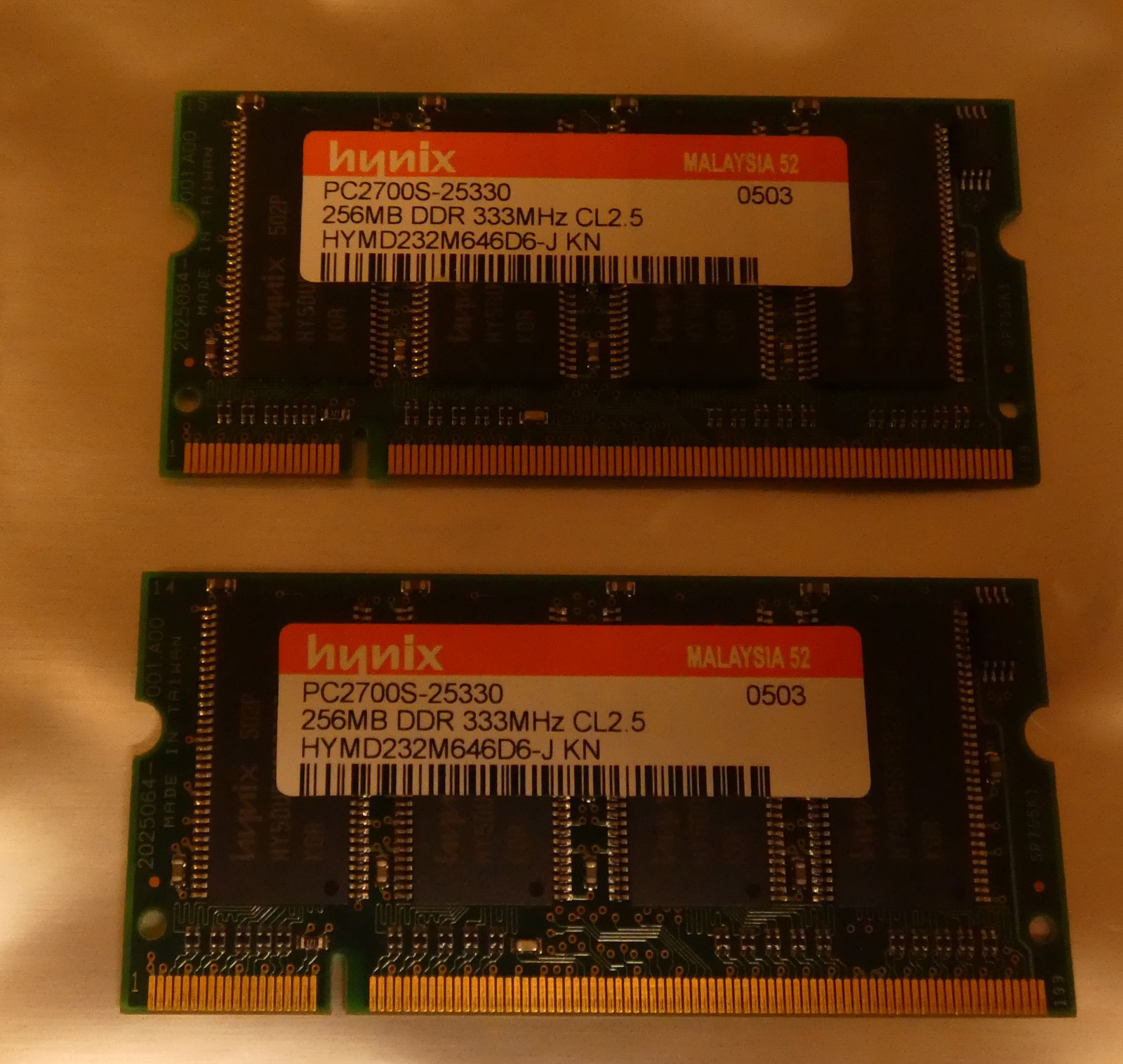 Hynix 512MB ( 256MB X2 ) DDR 333MHz CL 2.5 RAM PC-2700S-25330 HYMD232M646D6-J KN