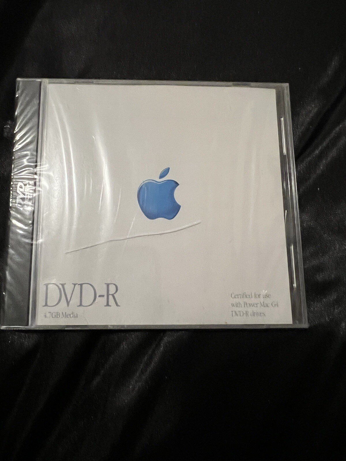 Genuine Apple DVD-R 4.7GB Blank Disc - New, sealed Cracked Case