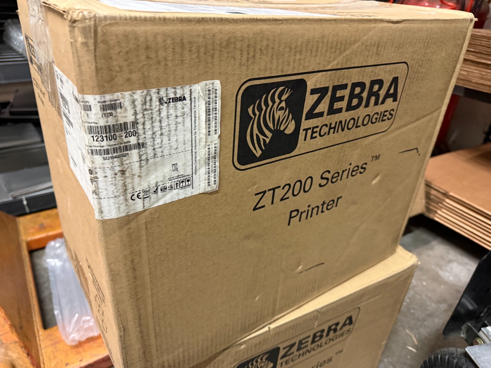 New Zebra ZT230 DIRECT Label Printer 123100-200