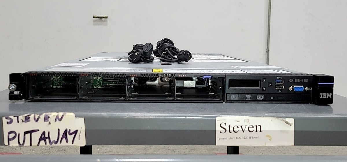IBM SYSTEM X3550 M5 5463AC1 2.5x8 Server 2*XEON E5-2640 V3 4GB SEE NOTES