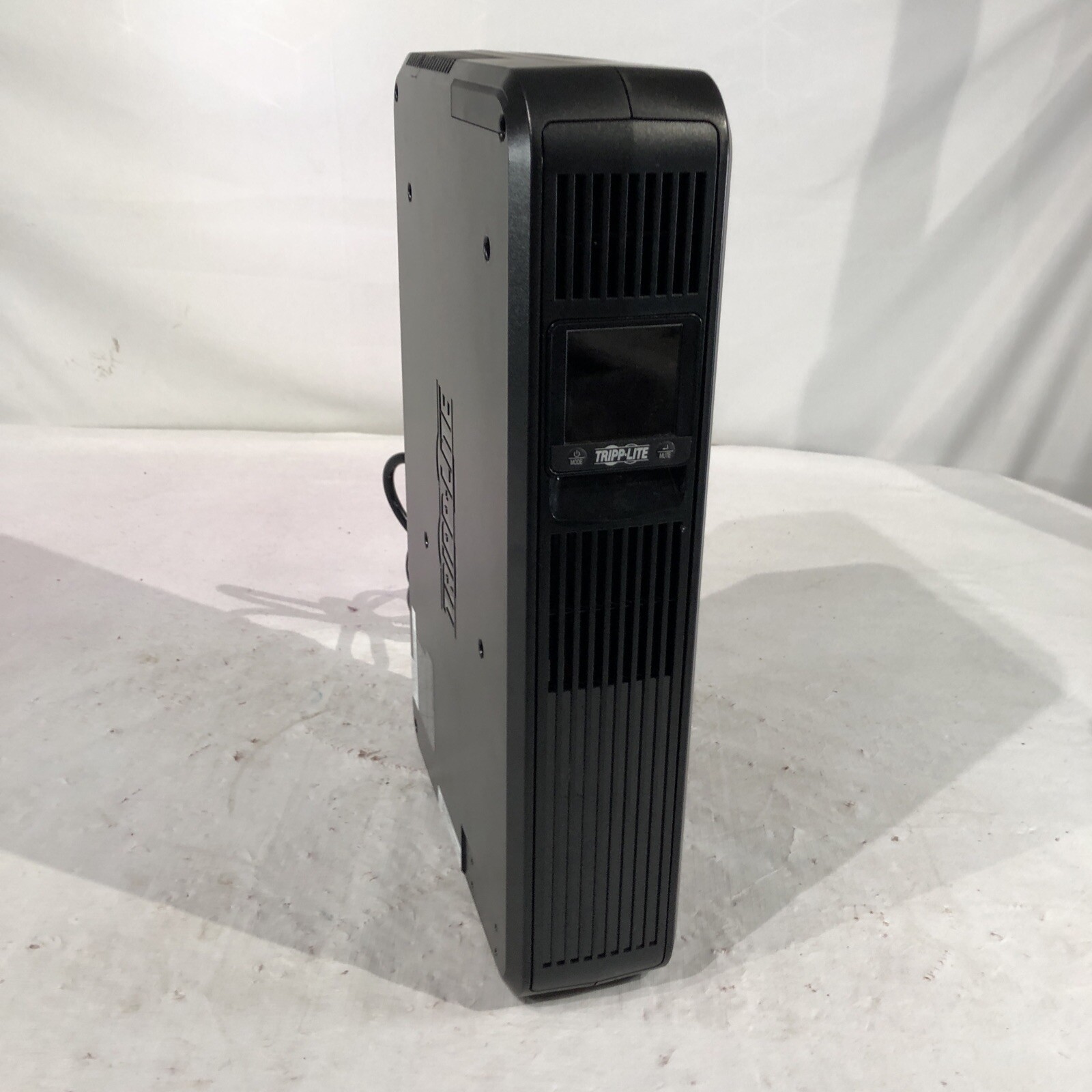 Tripp Lite UPS: SMART1200LCD-No Battery