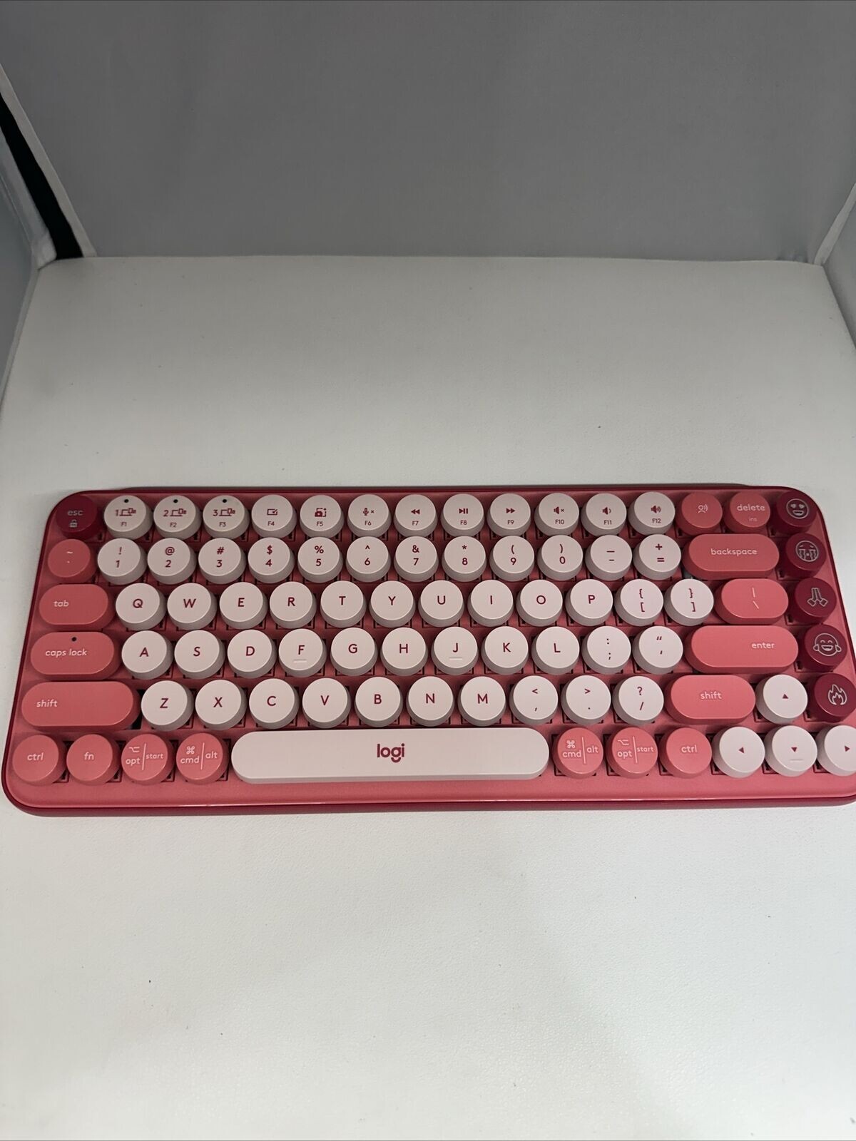 Logitech POP Keys Wireless Mechanical Emoji Keyboard Tested no dongle