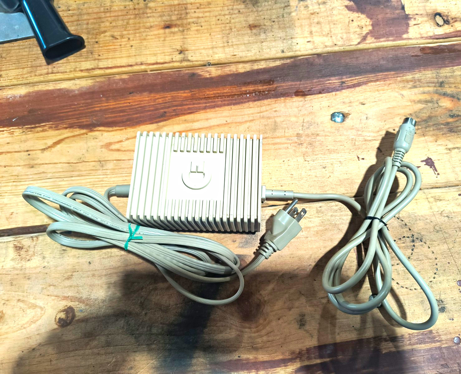 OEM Commodore 64 power supply.  Tested Working