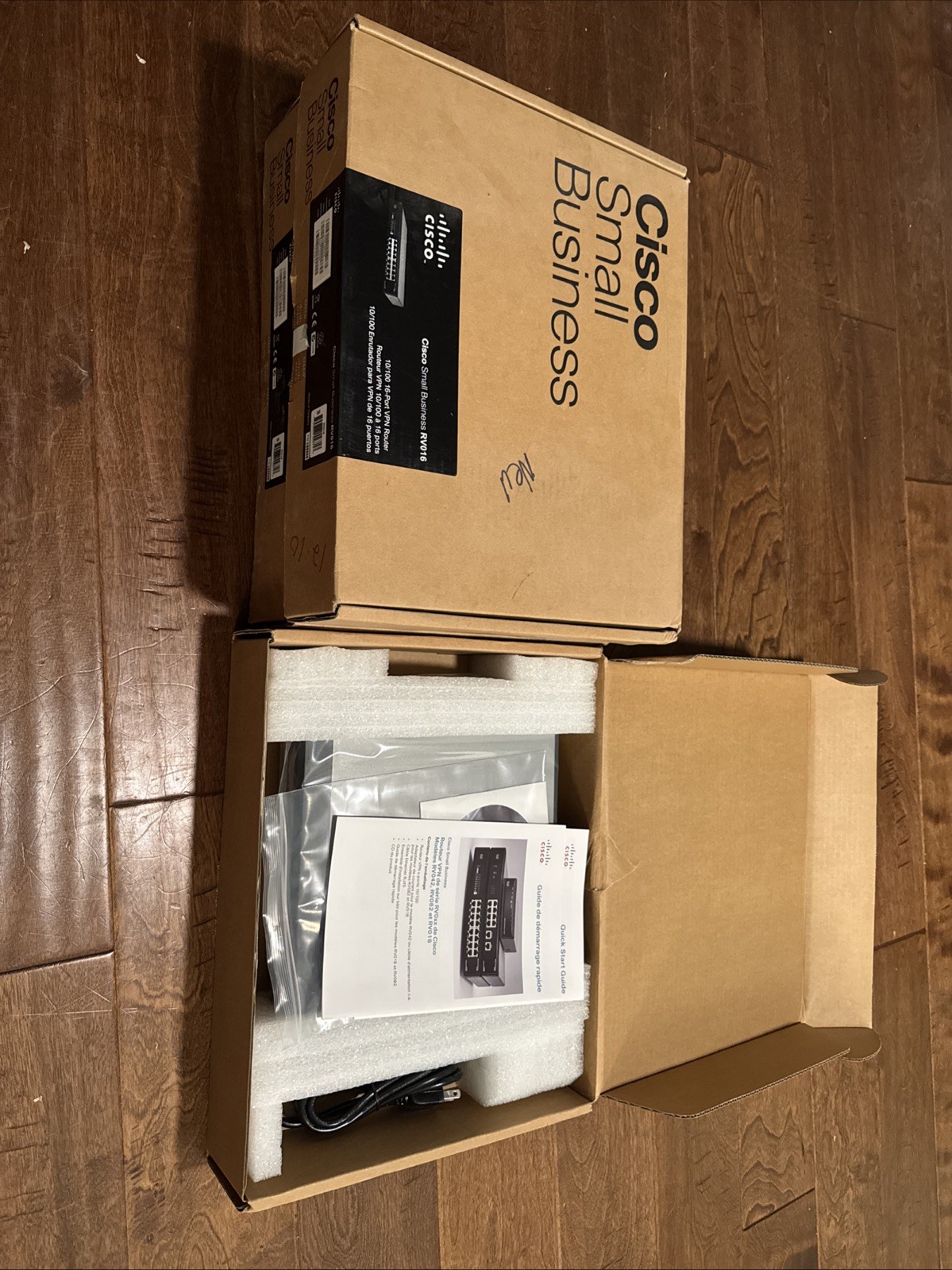 Cisco Small Business RV016