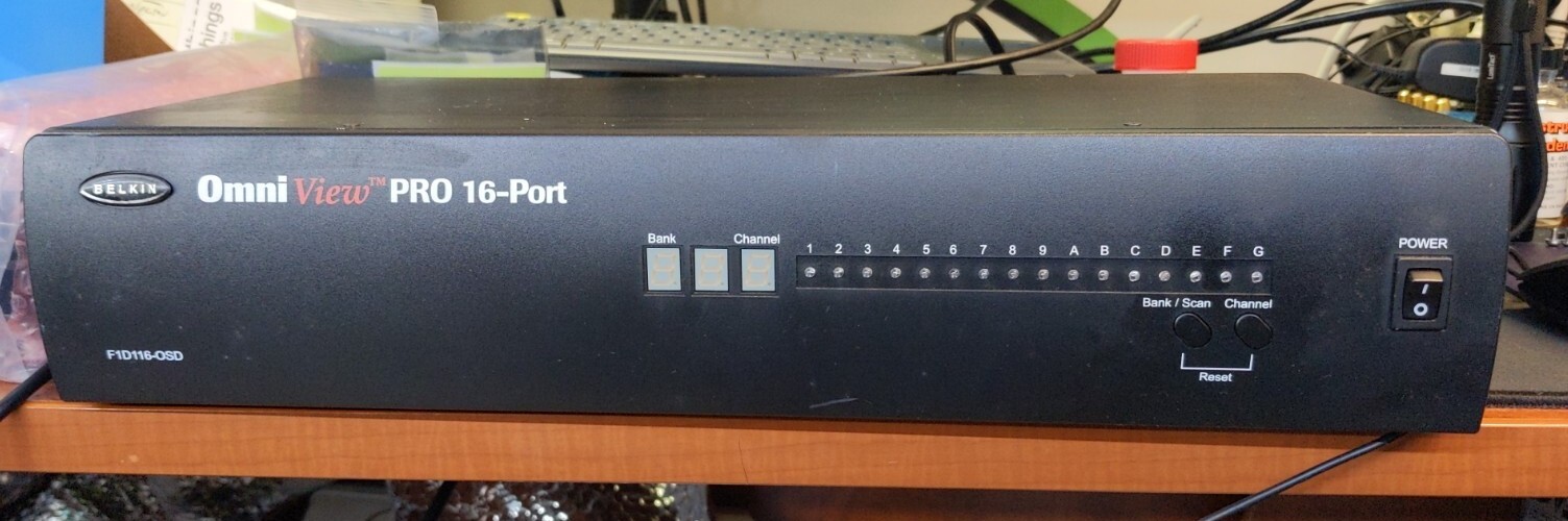 Belkin KVM Switch Server F1D116-OSD Omni View Pro 16-port OSD  