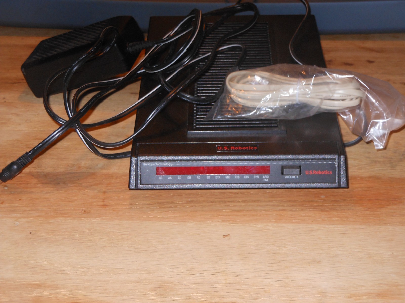U.S. Robotics V92 Courier 56K Modem model-3453B "TESTED"