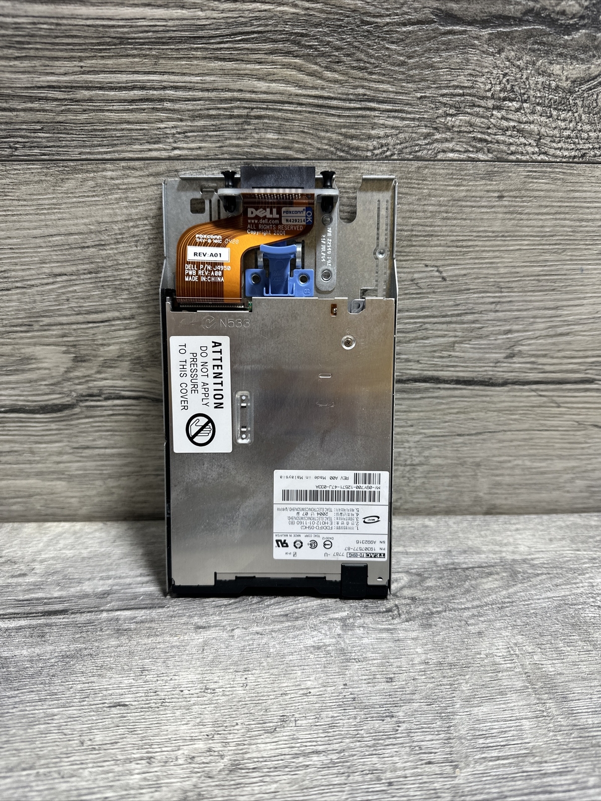 Dell 9Y700 Teac FD-05HG  3.5  1.44MB FDD Floppy Disk Drive W/ Cable J4950 L48
