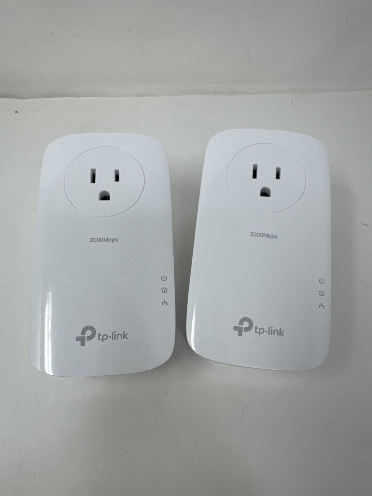 TP-Link AV1200 Powerline Adapter Set TL-PA8010P White TESTED Gigabit Passthrough