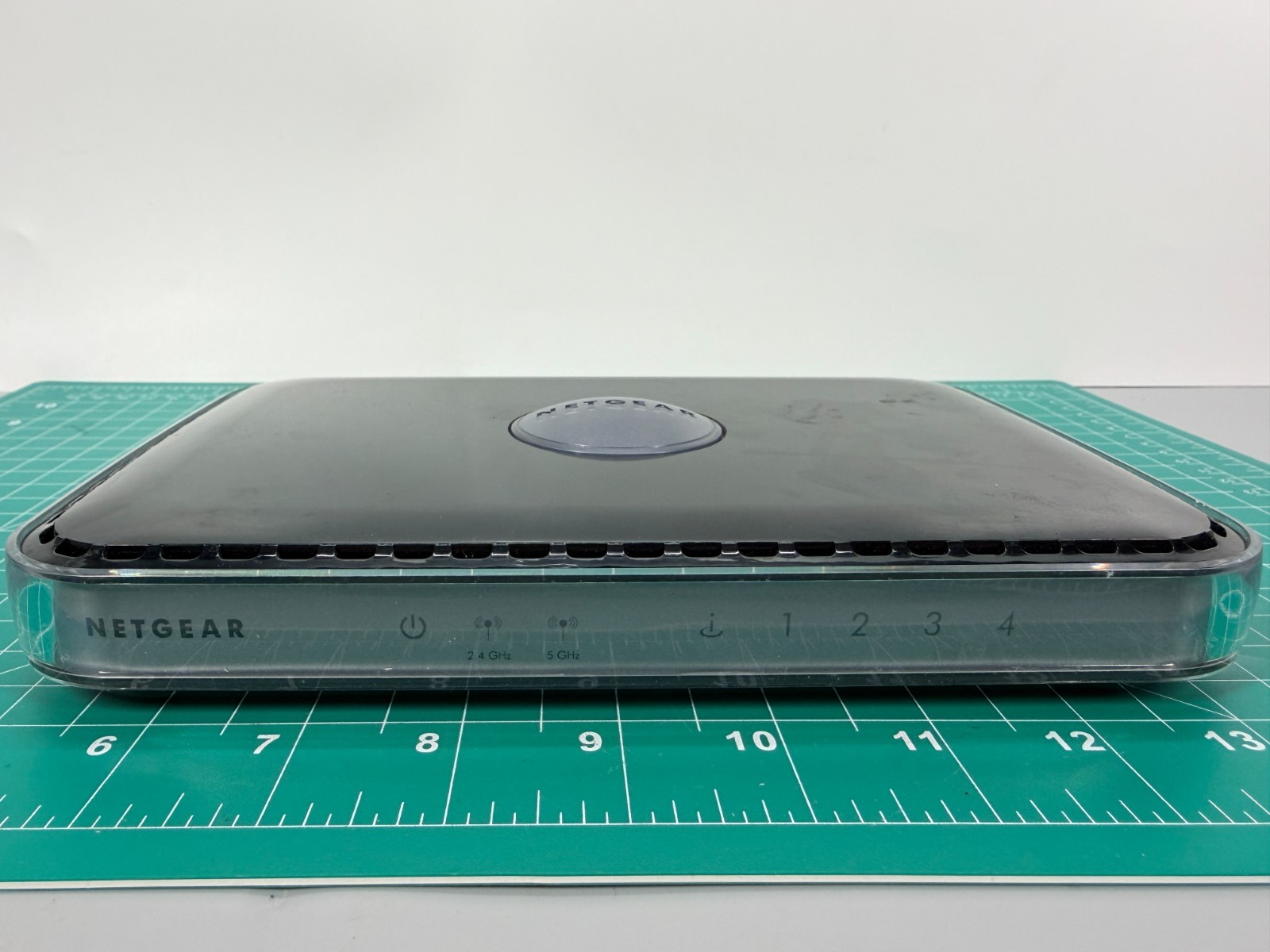 Netgear Wireless-N Router WNDR3300 No Adapter Included Working