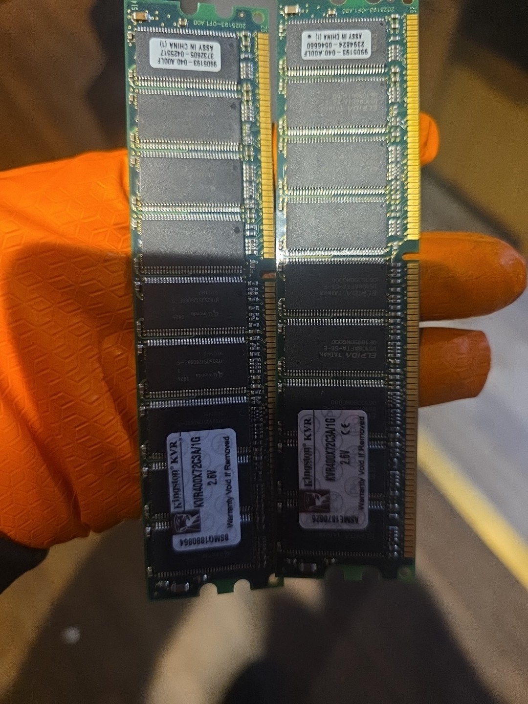 Kingston kvr 2.6 volt DDR 1gb 2.6v 2 Sticks