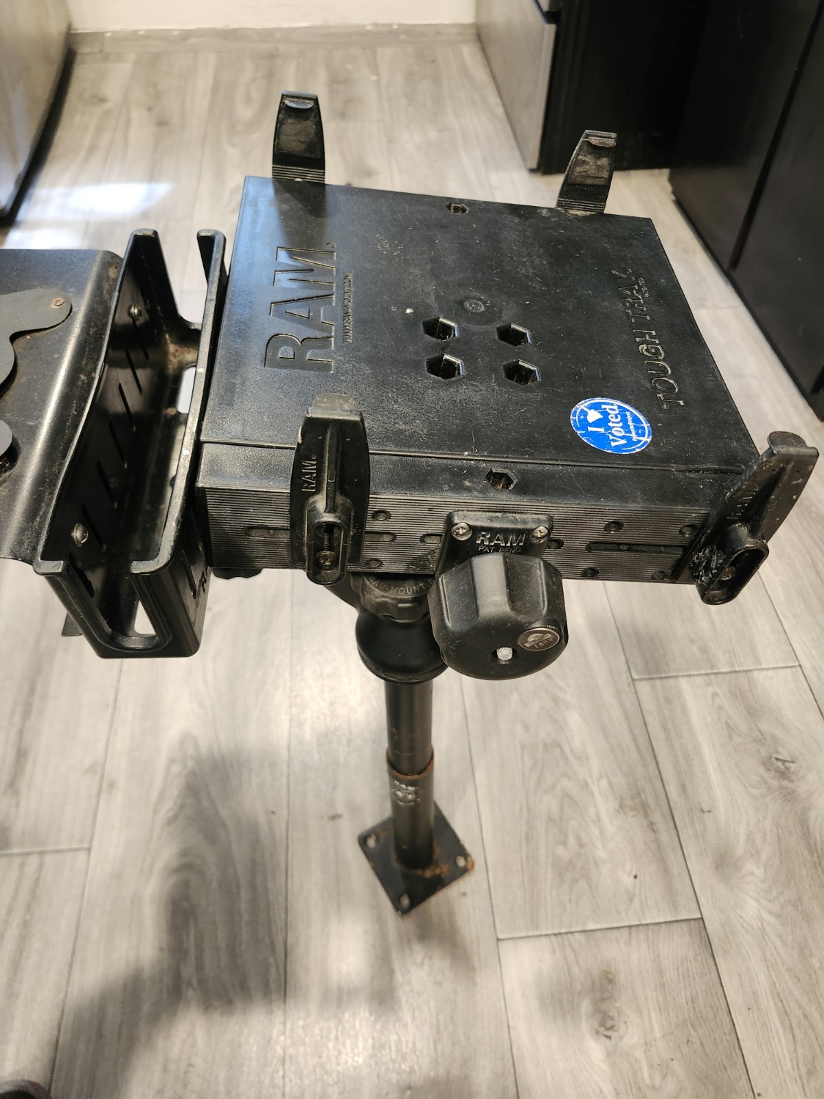 RAM Tough-Tray Heavy duty Vehicle Laptop Mount Tray w/Pole Base & Swivel Arm EUC