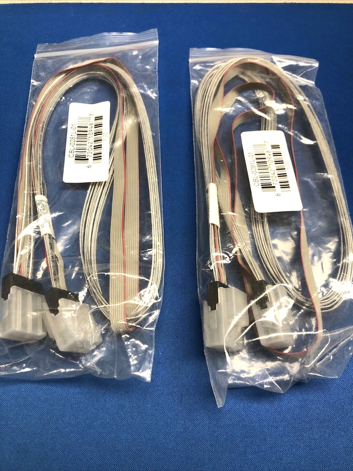 LOT OF 2X Supermicro CBL-0281L-01 Internal MiniSAS 75cm Cable - NEW