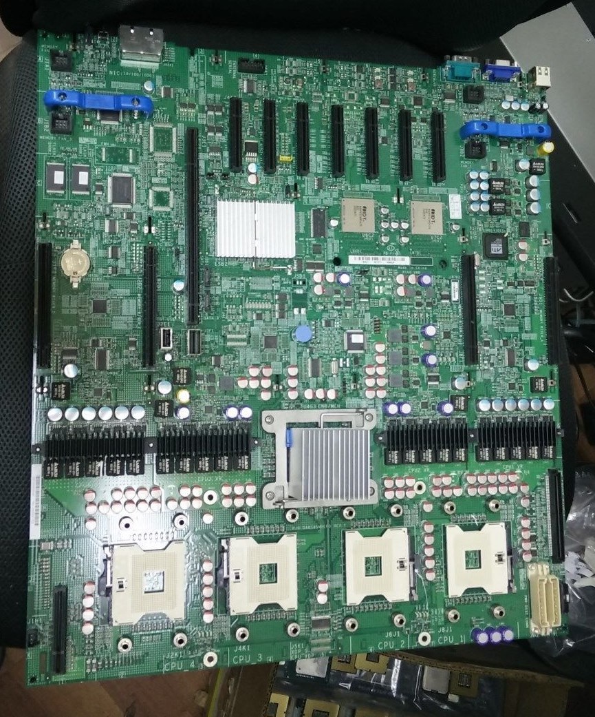 Intel D56804-702 S7000FC4UR Socket 604 Server Motherboard SFC4UR BFCBASE
