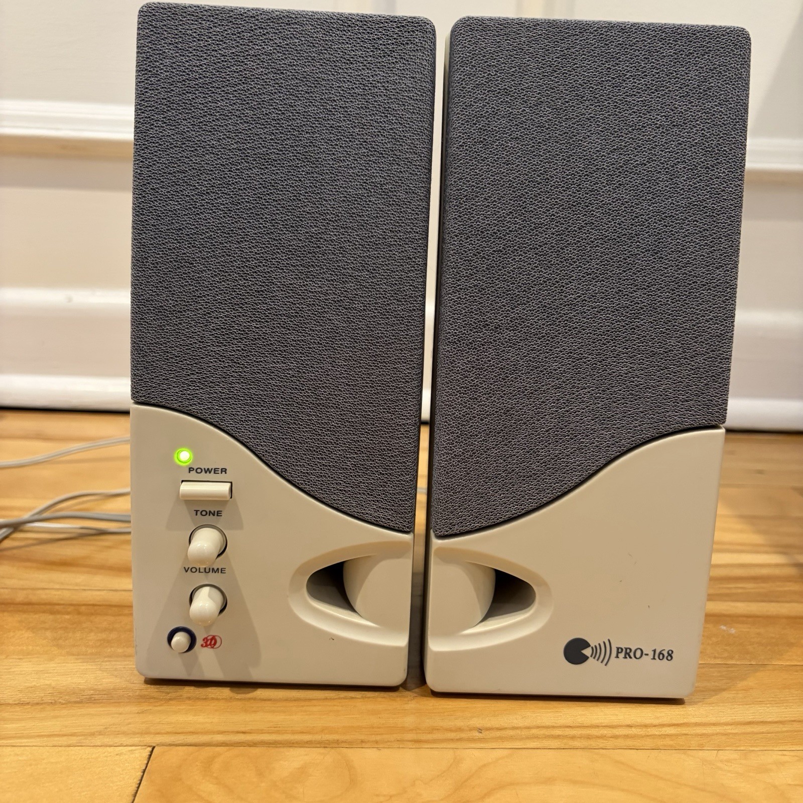 PRO-168 Multimedia Amplifier Speaker System 3D Sound For Computer Very Good
