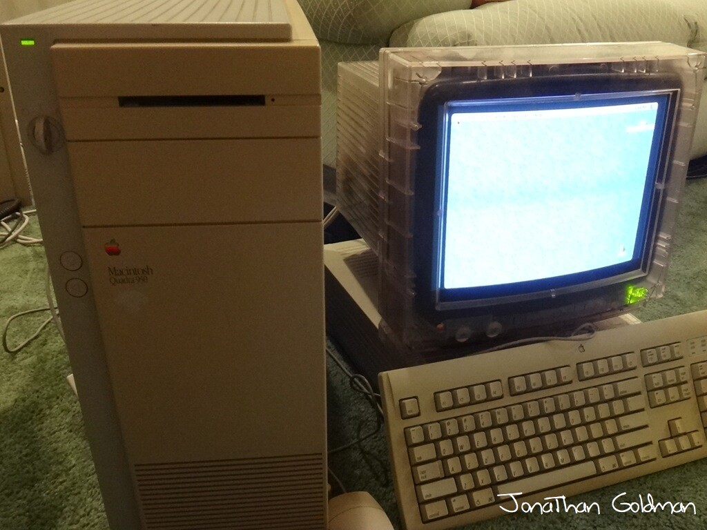 Apple Macintosh Quadra 950 68040/33Mhz 256MB RAM 4GB HD Vintage Tower Mac