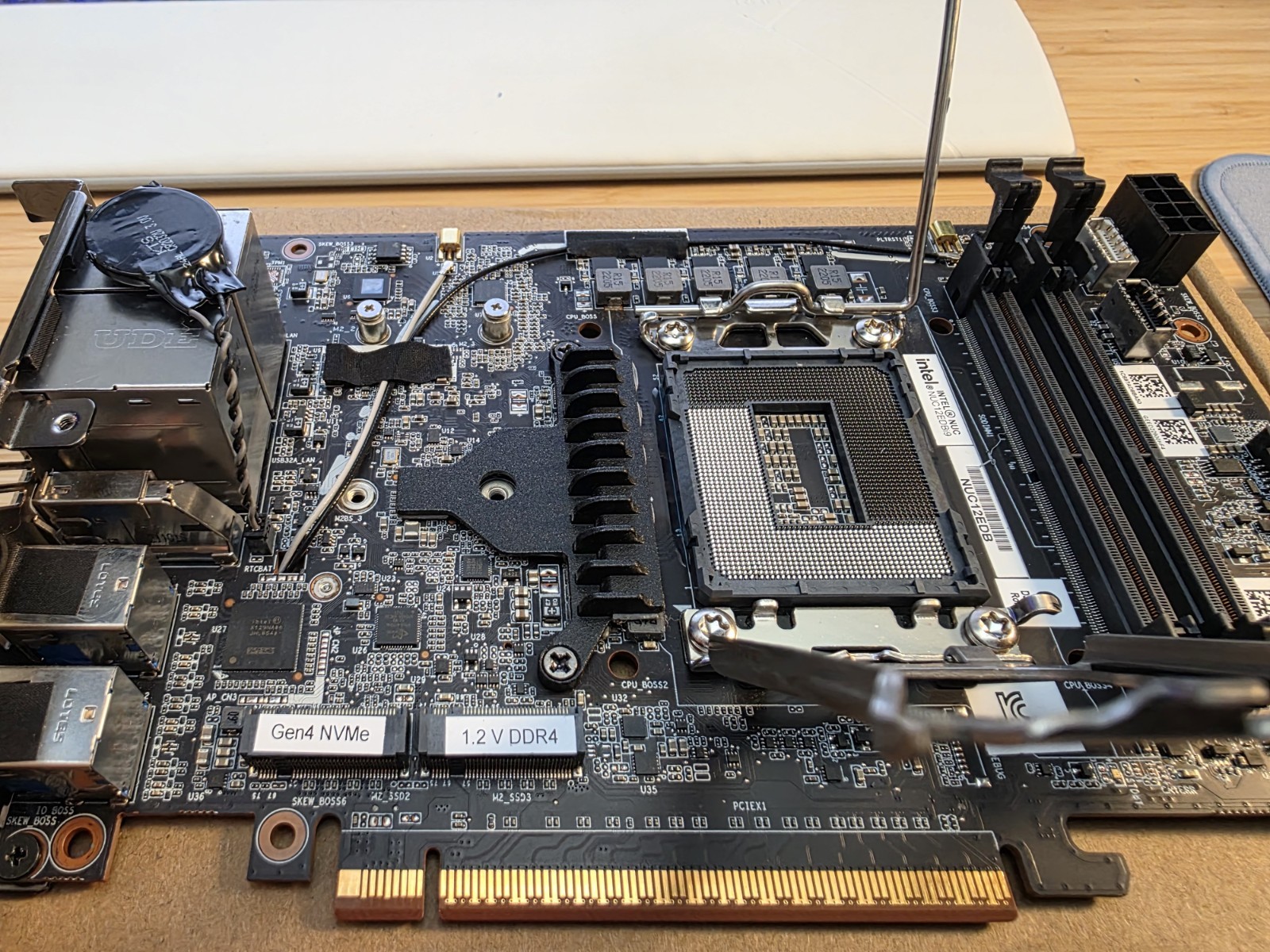 Intel NUC 12 Extreme NUC12EDBi9 Compute Element Board LGA1700