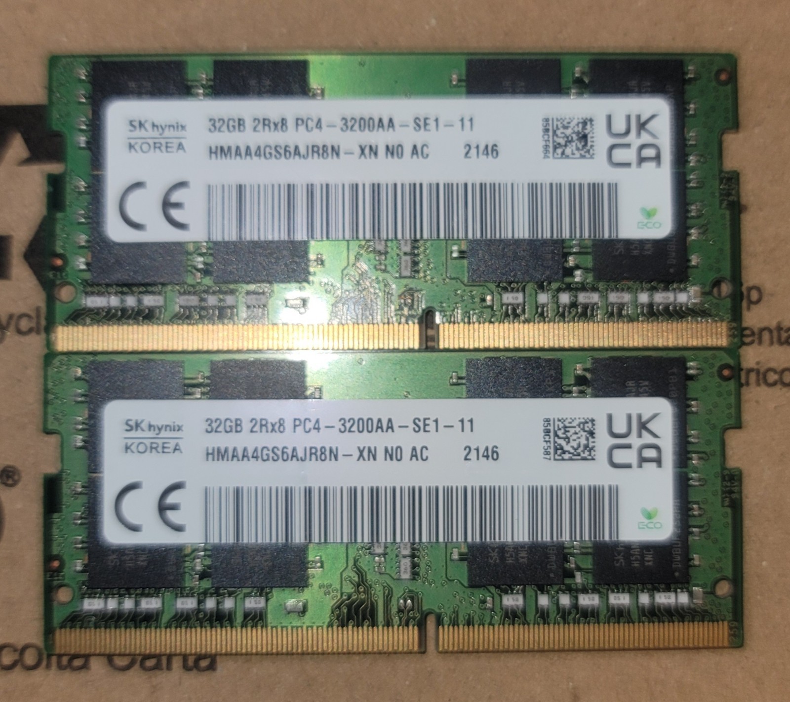 SK Hynix 64GB DDR4 3200 SODIMM 2X32GB (HMAA4GS6AJR8N-XN)