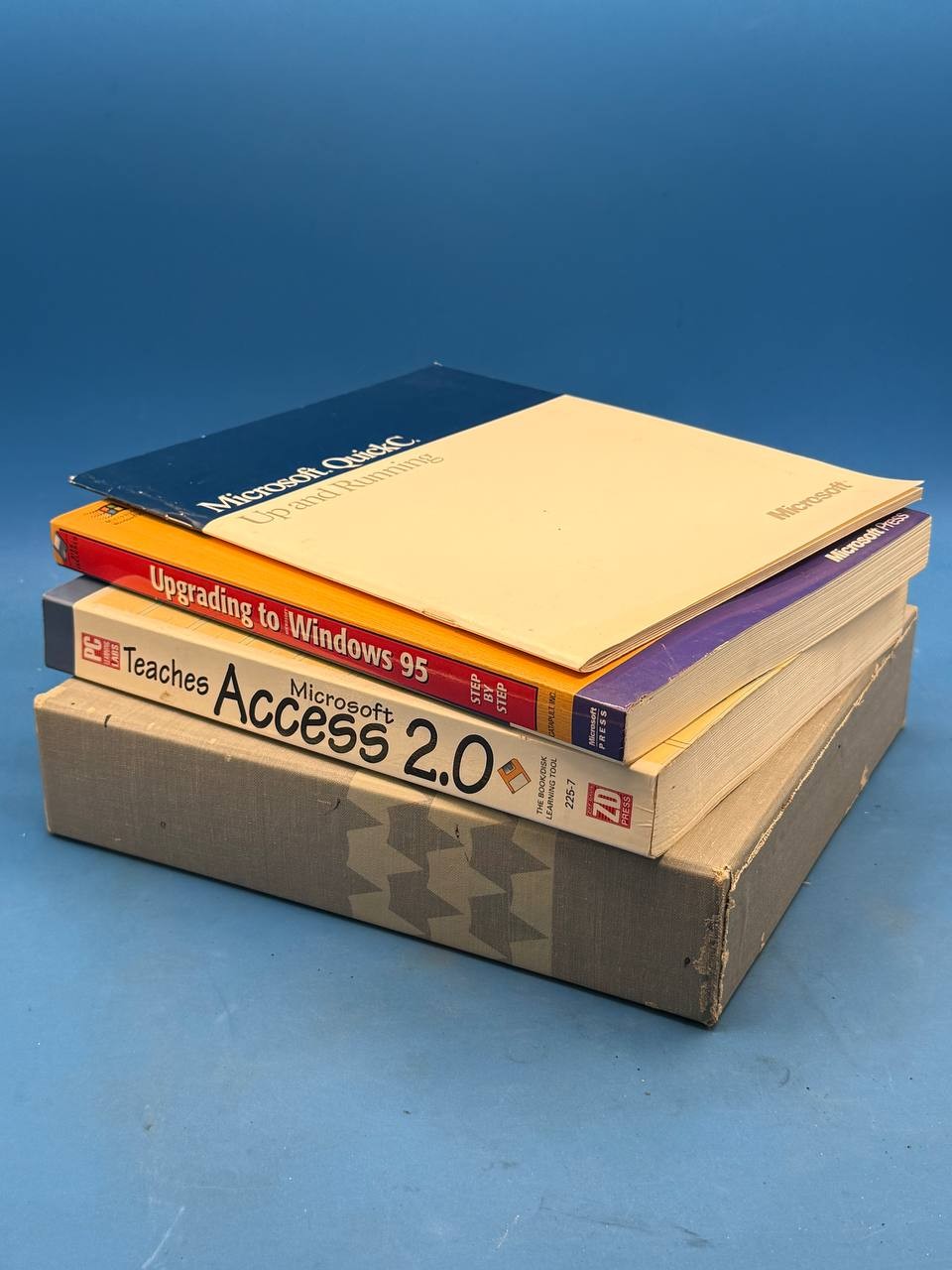Lot 5 Vintage PC Manuals Microsoft Tandy Windows 95 Access QuickC RE