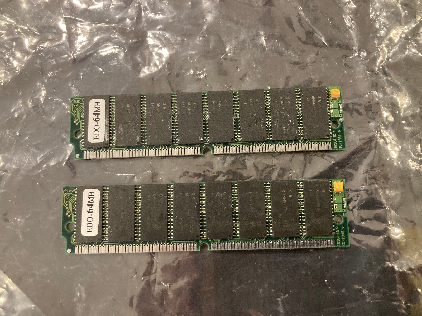 128MB KIT  (2 X 64MB) EDO MEMORY NON PARITY 50NS SIMM 72 PIN (16Mx4)x8