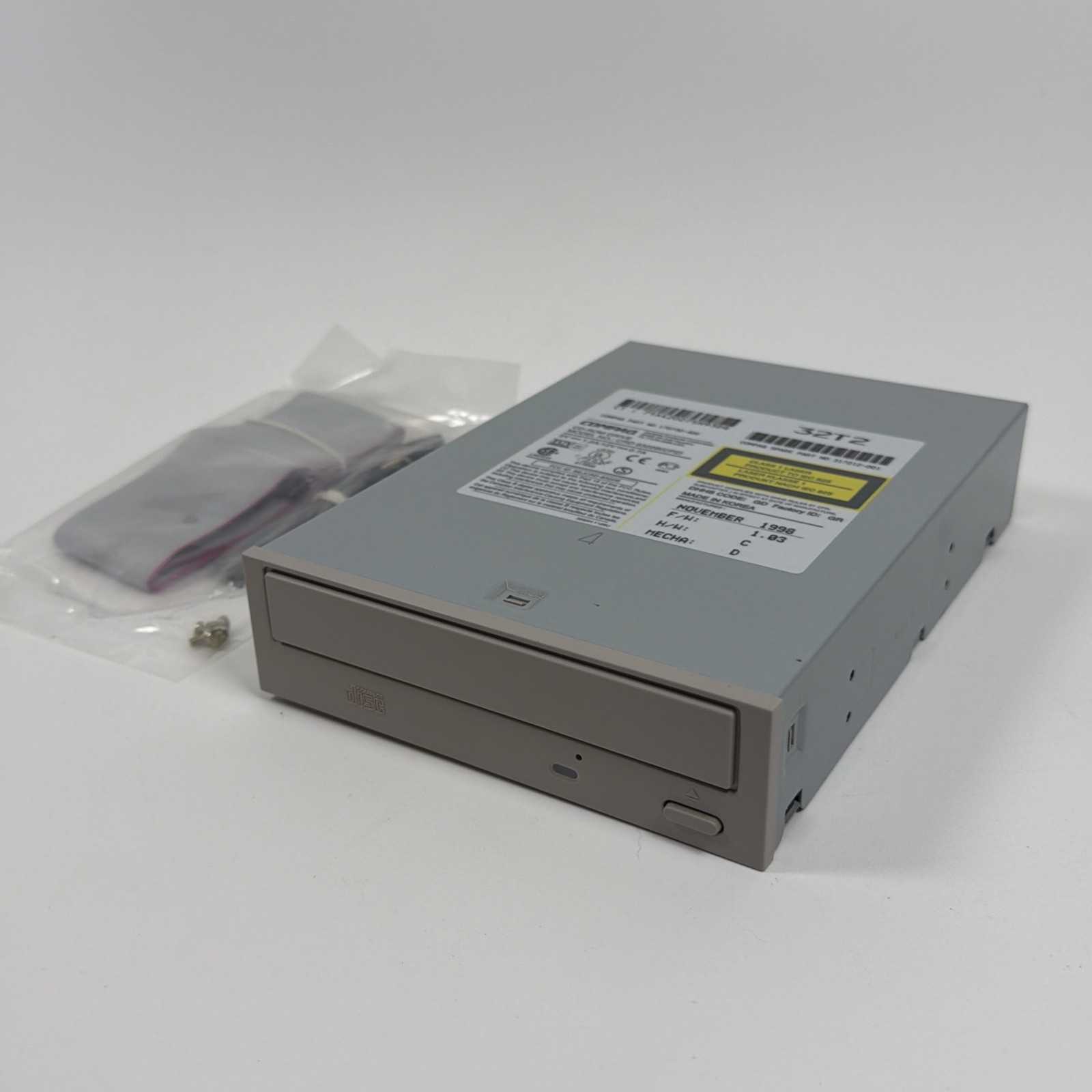 Internal Drive COMPAQ 170730-406 CD-ROM DRIVE CRD-8322B (CP2) IDE 5.25"
