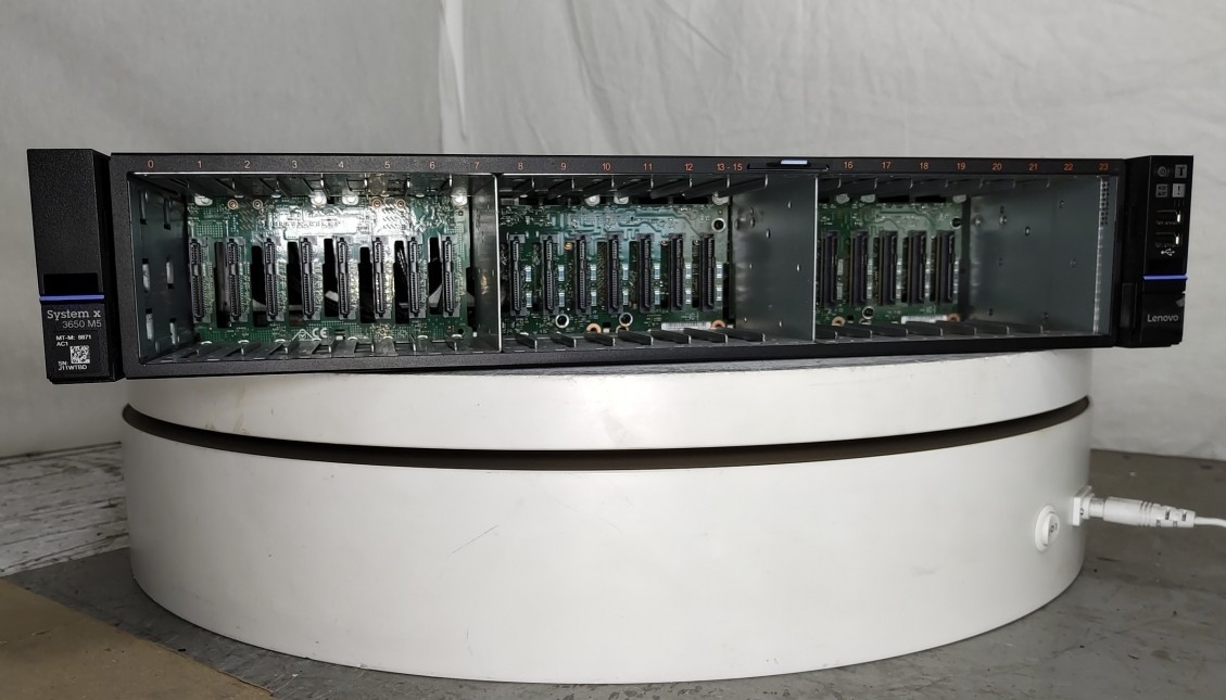 LENOVO System x3650 M5 8871 M5210 24*2.5" Server 2*Intel XEON E5-2699 V4 16GB