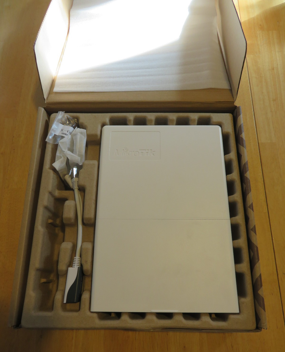 MikroTik netFiber 9 (CRS310-1G-5S-4S+OUT) outdoor Gigabit Ethernet switch
