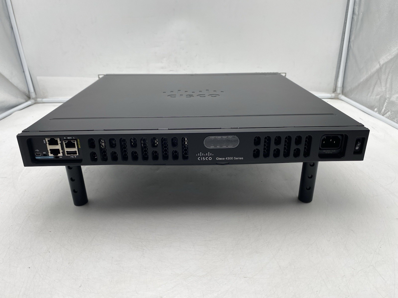 Cisco 4431 Integrated Service Router w/NIM-2GE-CU-SFP ISR4331/K9