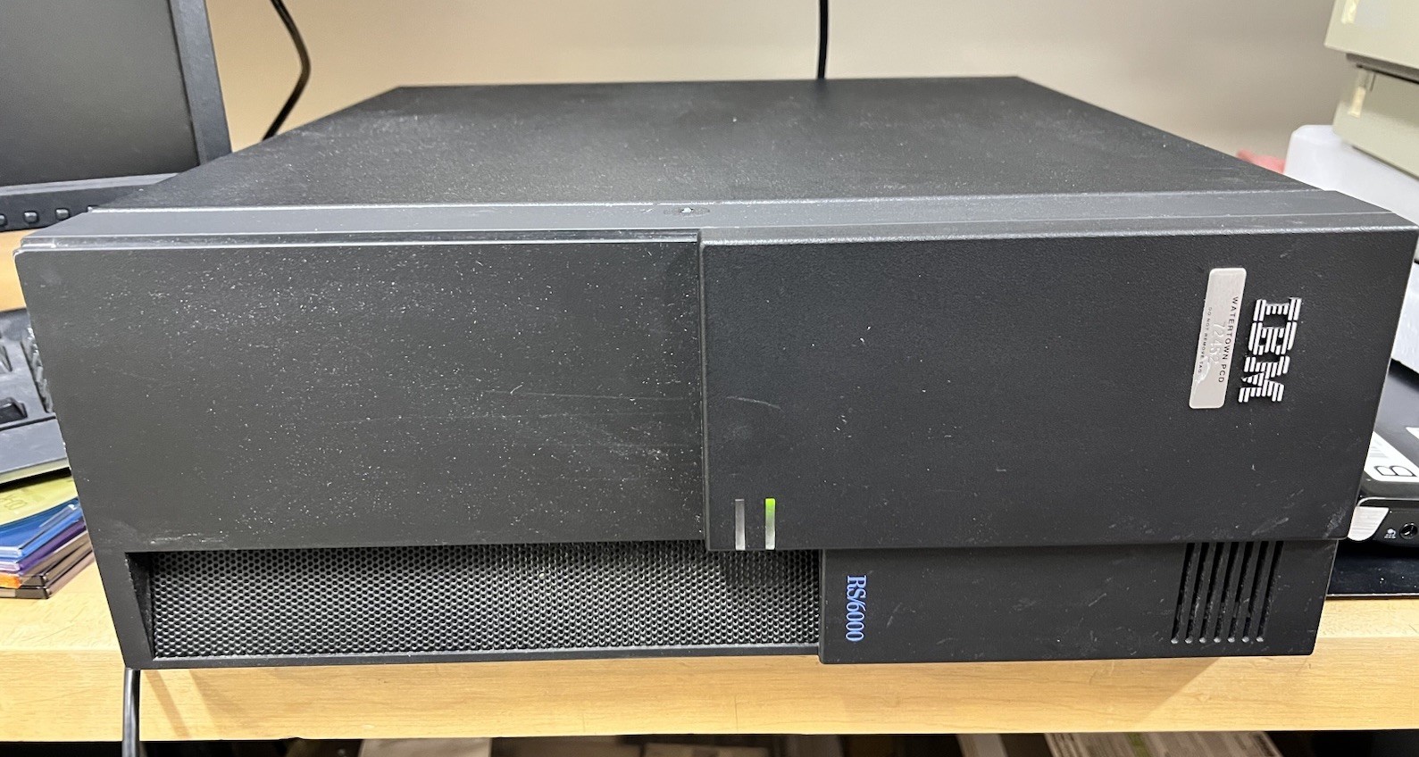IBM RS/6000 43P Model 150 Workstation PowerPC 604e 375MHz AIX Apple UNIX