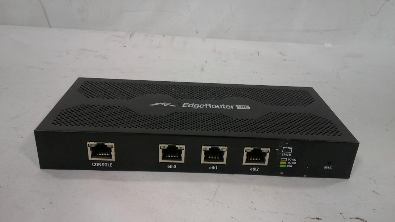 Ubiquiti EdgeRouter Lite ERLite-3 3-Port Gigabit Router (V6075)
